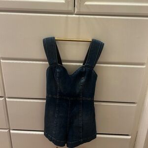 ALICE AND OLIVIA DENIM ROMPER XS WORN 1 TIME